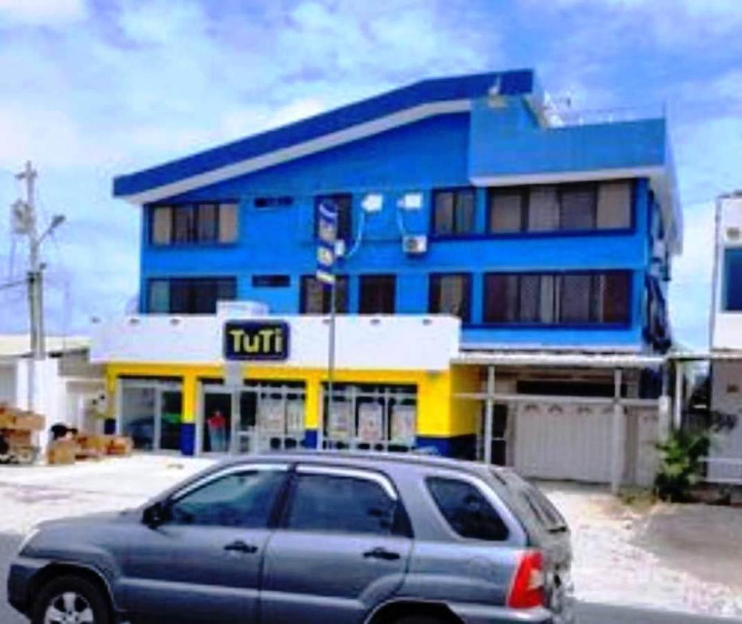 Hostal Haziel Салинас Екстериор снимка